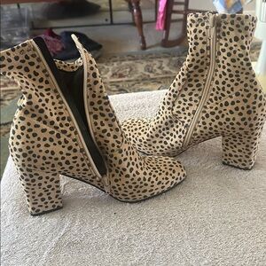 Steve Madden Evana Animal Print Block Heel Sock Bootie | Spotted Tan 7.5